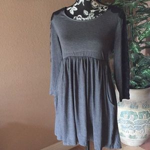 Long sleeve pocket grey shirt